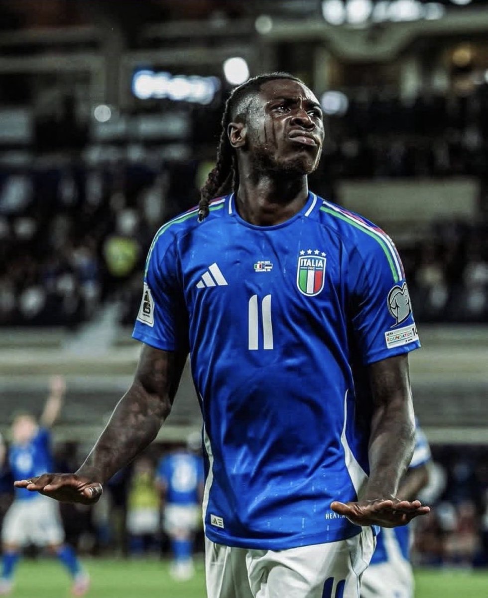 FenerliOne's tweet photo. MOİSE KEAN 🇮🇹 #20

Takım : ACF Fiorentina
🏟️ 78 Maç
⚽️ 34 Gol
🅰️ 4 Asist

Moise Kean zaman zaman kanat da oynayabilen bir oyuncu.
Fenerbahçede santrafor rotasyonunda iş yapar mı?🔥
#Fenerbahçe #Fener #MoiseKean https://t.co/6PrtyN3RKr
