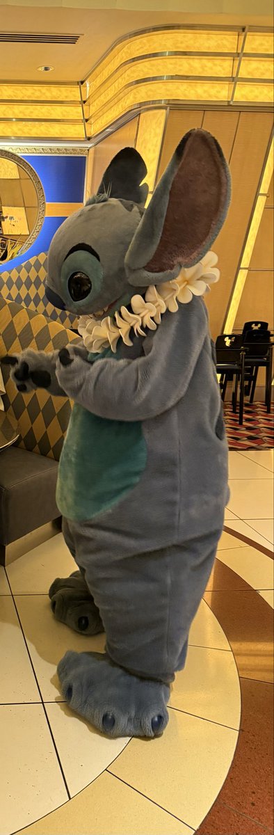 LUNAPAY1009's tweet photo. ディズニーでスティッチの朝食行ってきた
最高だった。また来年もあると良いな https://t.co/dYm4M0ofp0