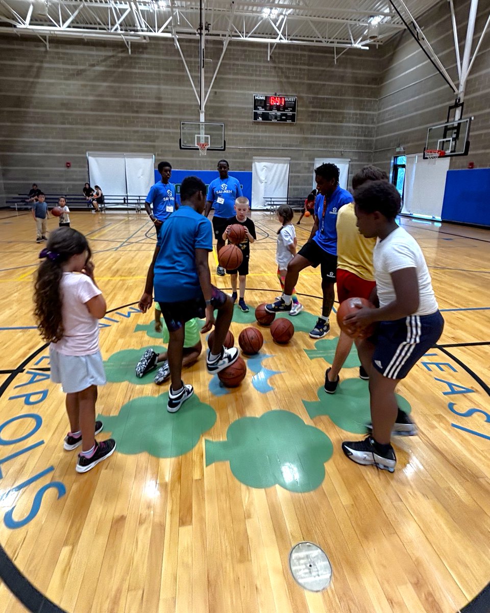 Sannehfdn's tweet photo. Basketball camp is still going strong, and these young athletes are leveling up their game every day! 🏀🔥
Camps continue through mid-August, so if your kiddo still has plenty of summer energy to spare, we've got the place for them. Link in our bio!
#FreeSummerCamp #FreeCamp https://t.co/9DH0Rq3G1M