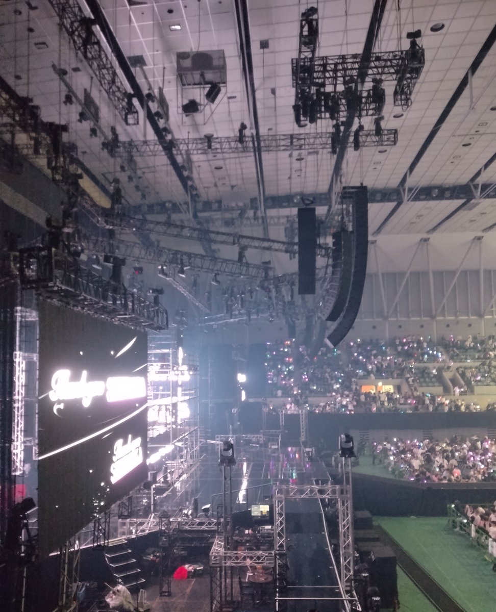 R65564681's tweet photo. いろんな意味で熱いライブでした！　

#櫻坂46_Whatslonesome https://t.co/ckirGlGJaz