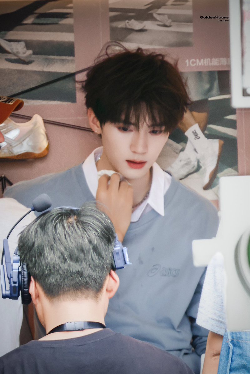 winterr_1122's tweet photo. 얼빡 주익연 ♡ 나 https://t.co/XLUiwpij5s