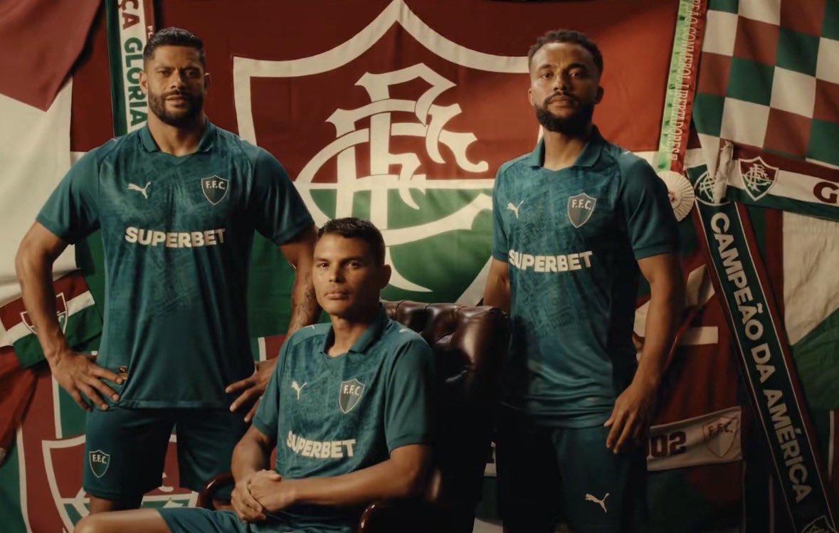 cauatinocoTLe's tweet photo. A LINDA nova camisa III do Fluminense pra temporada! https://t.co/RYKVgEsME3