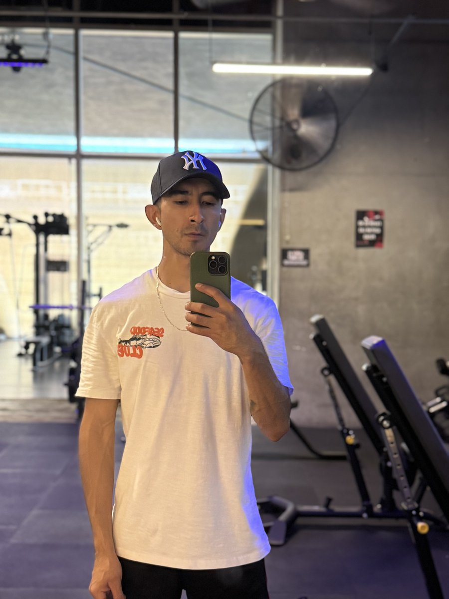 morboosmx's tweet photo. En el gym o en mi sillón? 
Sígueme en insta! 🍆📸
https://t.co/gQjByRMgc5 https://t.co/EDZ9P9yq0l