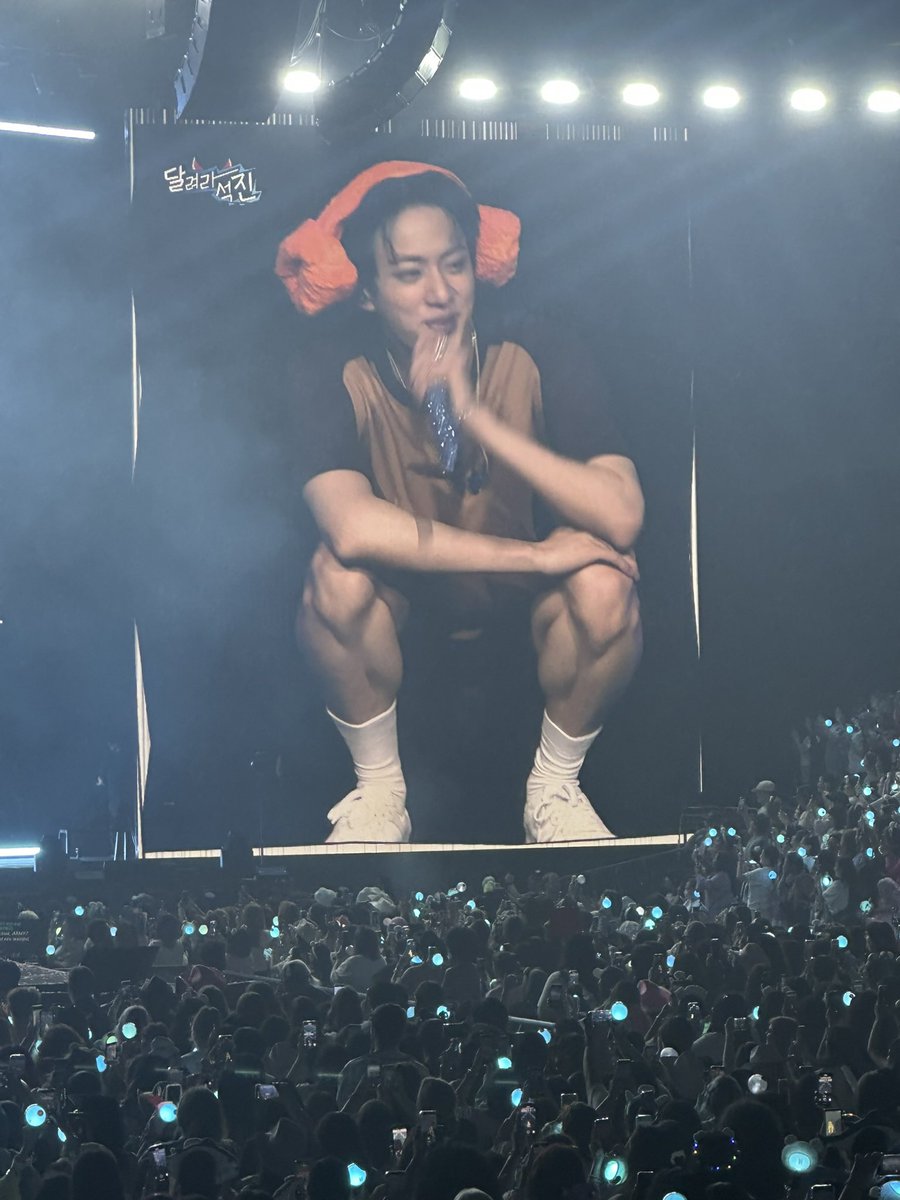 TaekookBlissful's tweet photo. Today marks officially a year since I saw you in Dallas🥹💜!! Can’t wait to you see you and the members in 24 days🥺💜

#RUNSEOKJIN_EP #RUNSEOKJIN_EP_IN_Dallas https://t.co/Yy76jISIiC