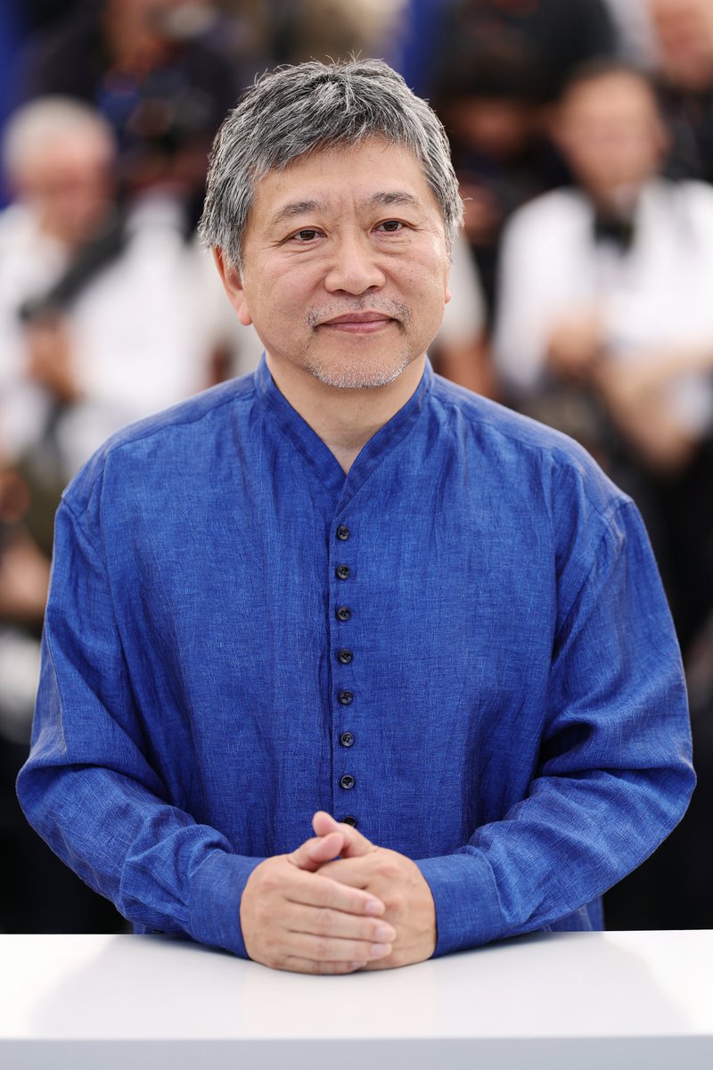 Variety's tweet photo. Hirokazu Kore-eda's "Look Back" will premiere in competition at #VeniceFilmFestival. https://t.co/Qbkt3slxDZ https://t.co/mHlkeOoNIh