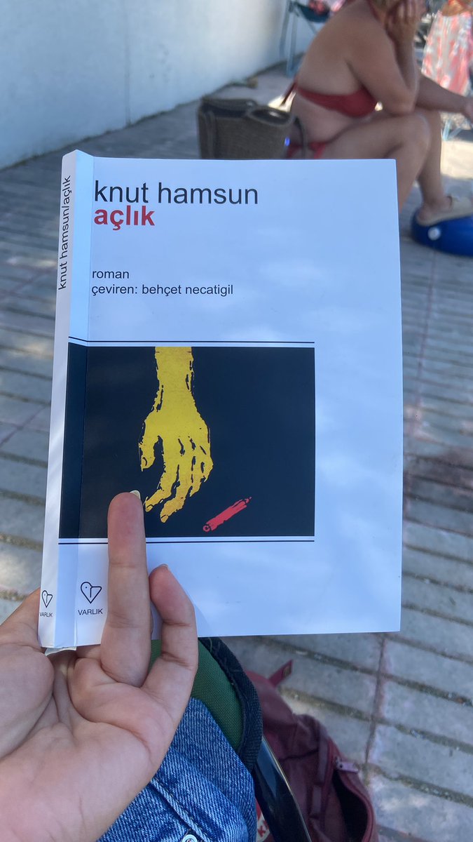 piilota's tweet photo. Temmuz zammı olmayabilir diye de kendime bu kitabı seçtim. https://t.co/MOA5twsHyO
