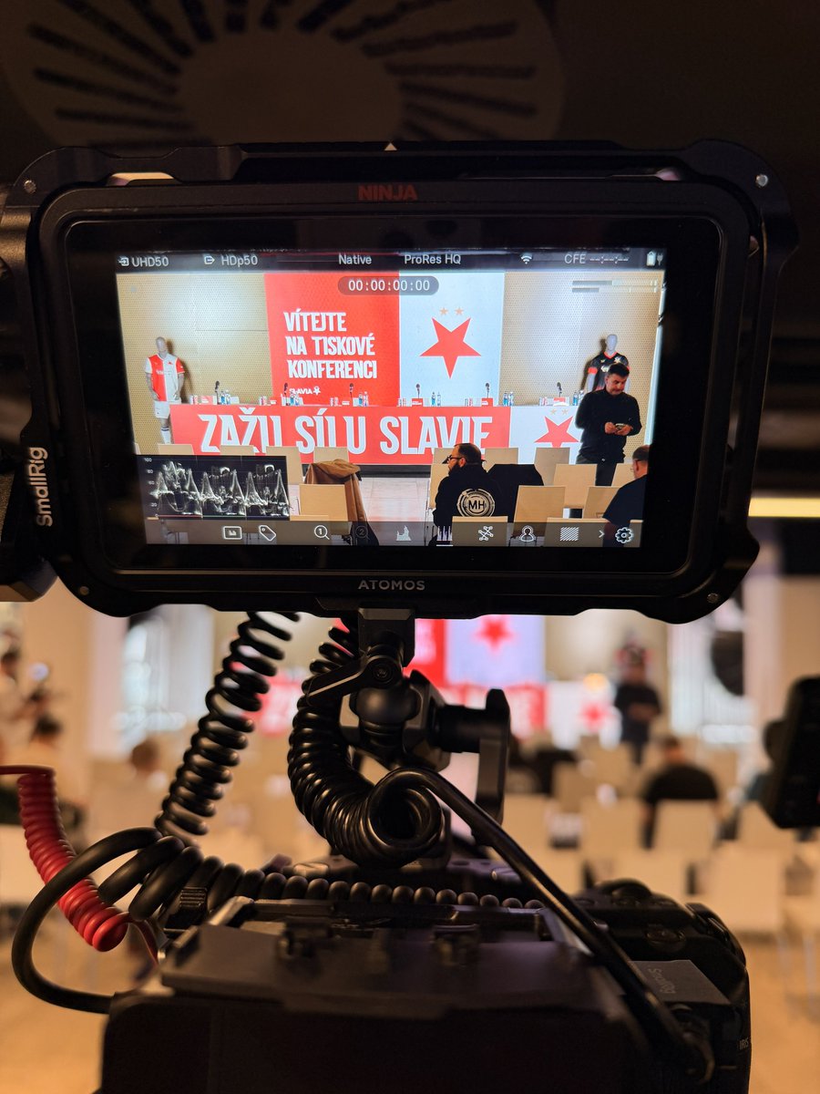 slaviaofficial's tweet photo. 🎙️ Předsezonní tisková konference startuje ve 13:00
Sledujte přímý přenos na #SlaviaTV 👉 https://t.co/0MKdgsH8LJ https://t.co/LkeHgKQCVZ