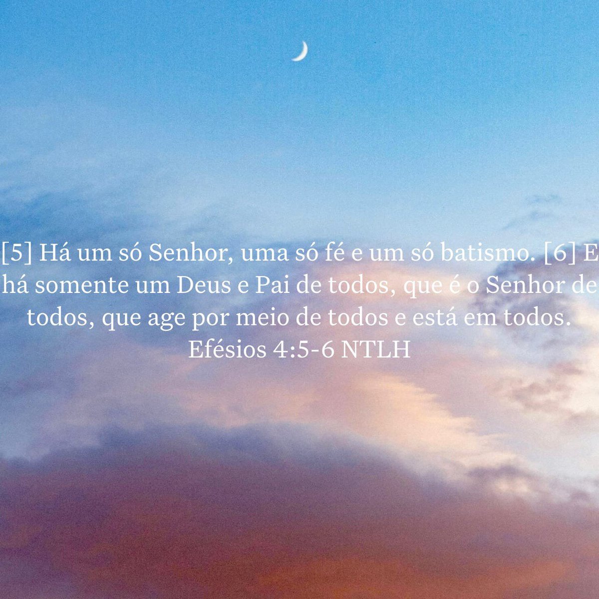 U2Cassio's tweet photo. Bom dia 😃😃 
Há um Deus que olha por nós! Só existe ele e mais nada! Deus não precisa de intermediários para chegar até ele, a fé é o bastante. Clamemos a Deus por tudo! Só ele para suprir nossas necessidades na vida.
Deus te abençoe 🙌 https://t.co/3XWBmq5PcY