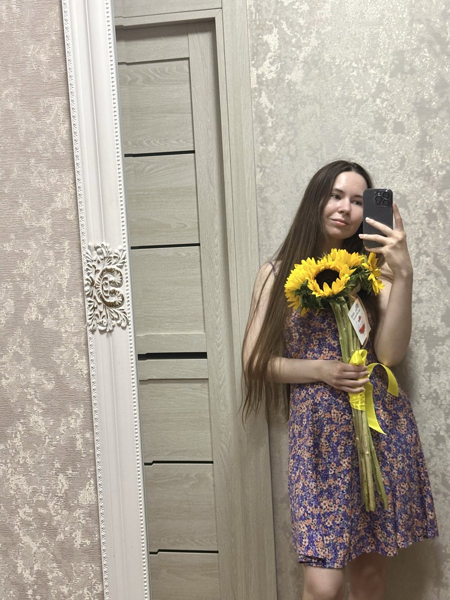 My_personality's tweet photo. 🌻☀️ https://t.co/EfWFtRicmE