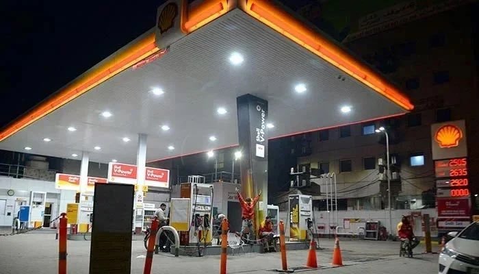 asadnasir2000's tweet photo. ⛽ DIESEL PRICES:

18 JULY: INCREASED BY RS 31.05.
20 JULY: INCREASED BY RS 5.71.
21 JULY: INCREASED BY RS 7.15.
22 JULY: INCREASED BY RS 7.83.

IN 4 DAYS, IT INCREASED BY RS 51.74 PER LITER. https://t.co/PwSDzWGgam