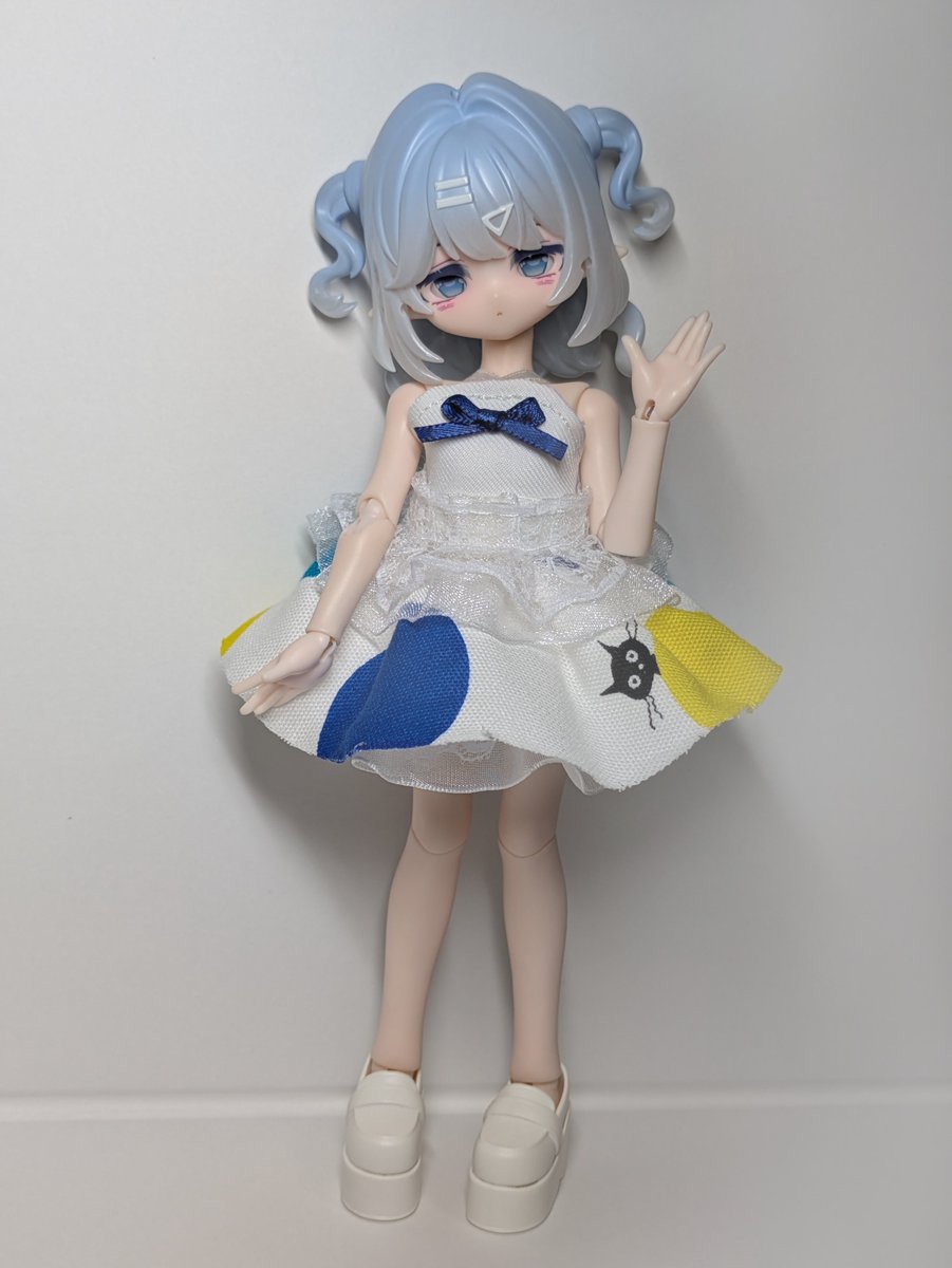 hakusai0216's tweet photo. そういえばフライングお披露目しちゃったけど
海鈴の夏服作ってみたよ〜この季節に萌え袖は暑いよね（あとハンドが見えない）、ということでキャミソールです💪
ふわふわのミニスカートとクロスした肩紐がお気に入り🫶 https://t.co/ONkdrl6CP8