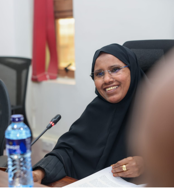 Senate_KE's tweet photo. The Senate Standing Committee on Health today considered The Quality Healthcare and Patient Safety Bill, 2025 (National Assembly Bills No. 41 of 2025).

The Bill seeks to give effect to Article 43(1)(a) of the Constitution by establishing a comprehensive legal and institutional framework to promote, regulate and continuously improve the quality of healthcare in Kenya. It also proposes to safeguard patients' rights, establish the Quality Healthcare and Patient Safety Authority, create a specialised Health Care Tribunal, and provide penalties for non-compliance.