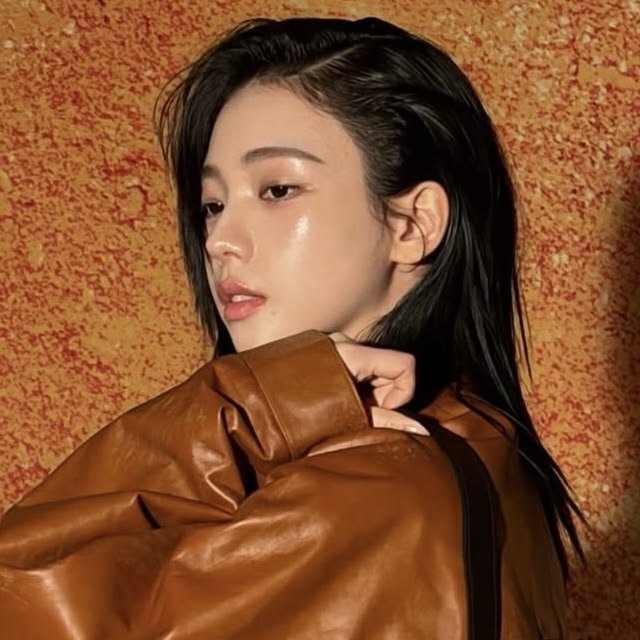 91wu8rvd's tweet photo. 화려하고 개빡센 헤메도 넘 좋고 수수한 모습도 좋고
그냥 카리나면 다 조흔거야...❤️❤️ https://t.co/1ERjKwgltf