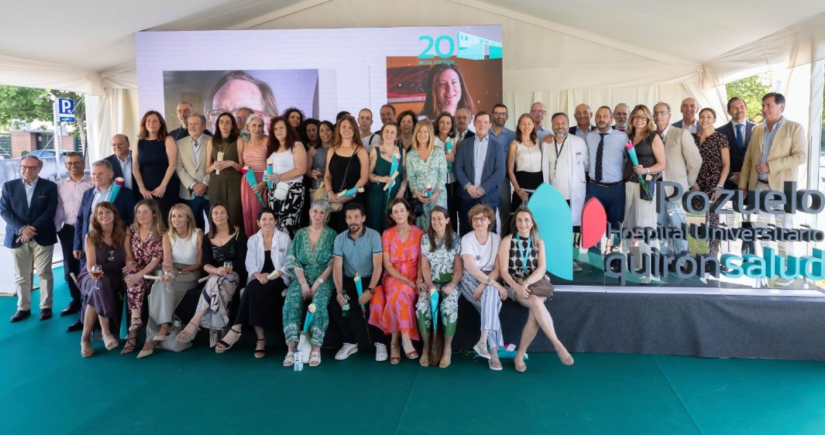 institutoIOTAM's tweet photo. Nuestro Jefe de Servicio, el Dr. José Tabuenca, participó en el 20º aniversario del @QS_Pozuelo junto a la alcaldesa Paloma Tejero 🏥.

Un acto para reconocer a los profesionales que han impulsado su excelencia y trayectoria 👏.

¡Enhorabuena! 💙
 
🔗https://t.co/RqlEnUhbHt https://t.co/VYZunxxaAQ