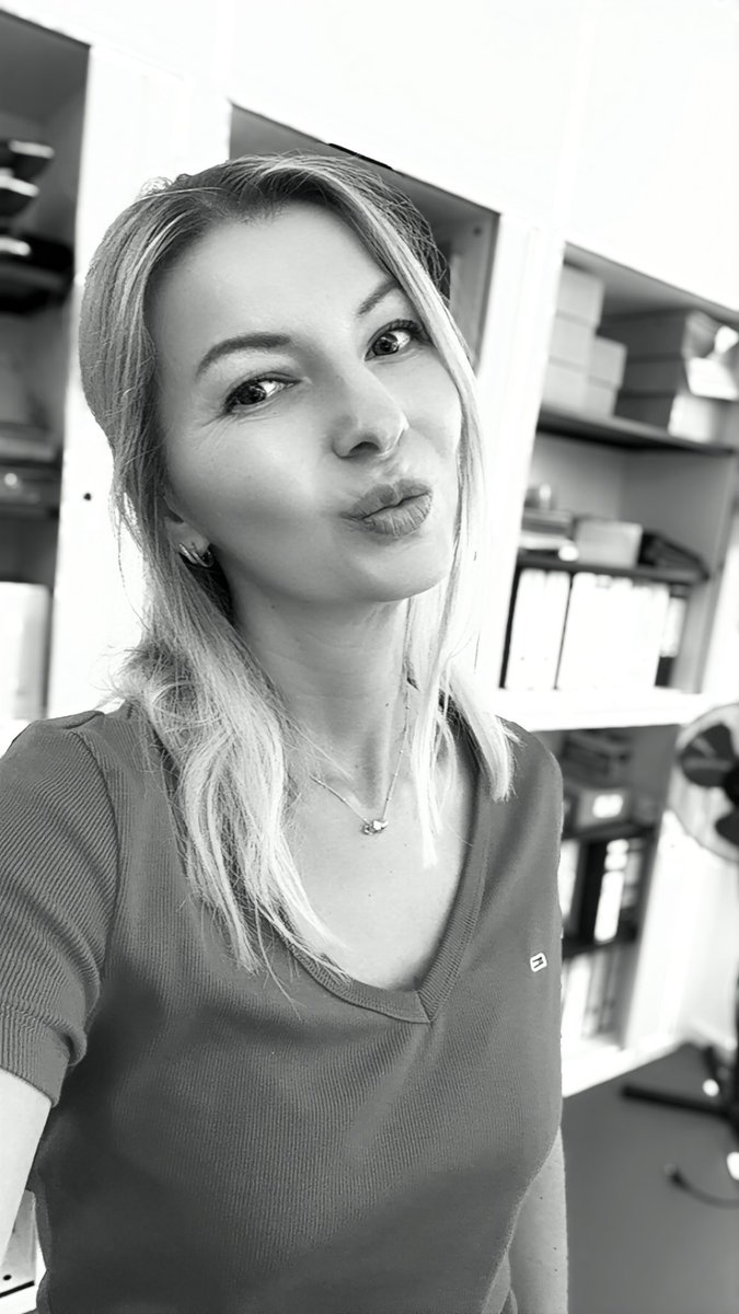 Ines 🖤 tweet media