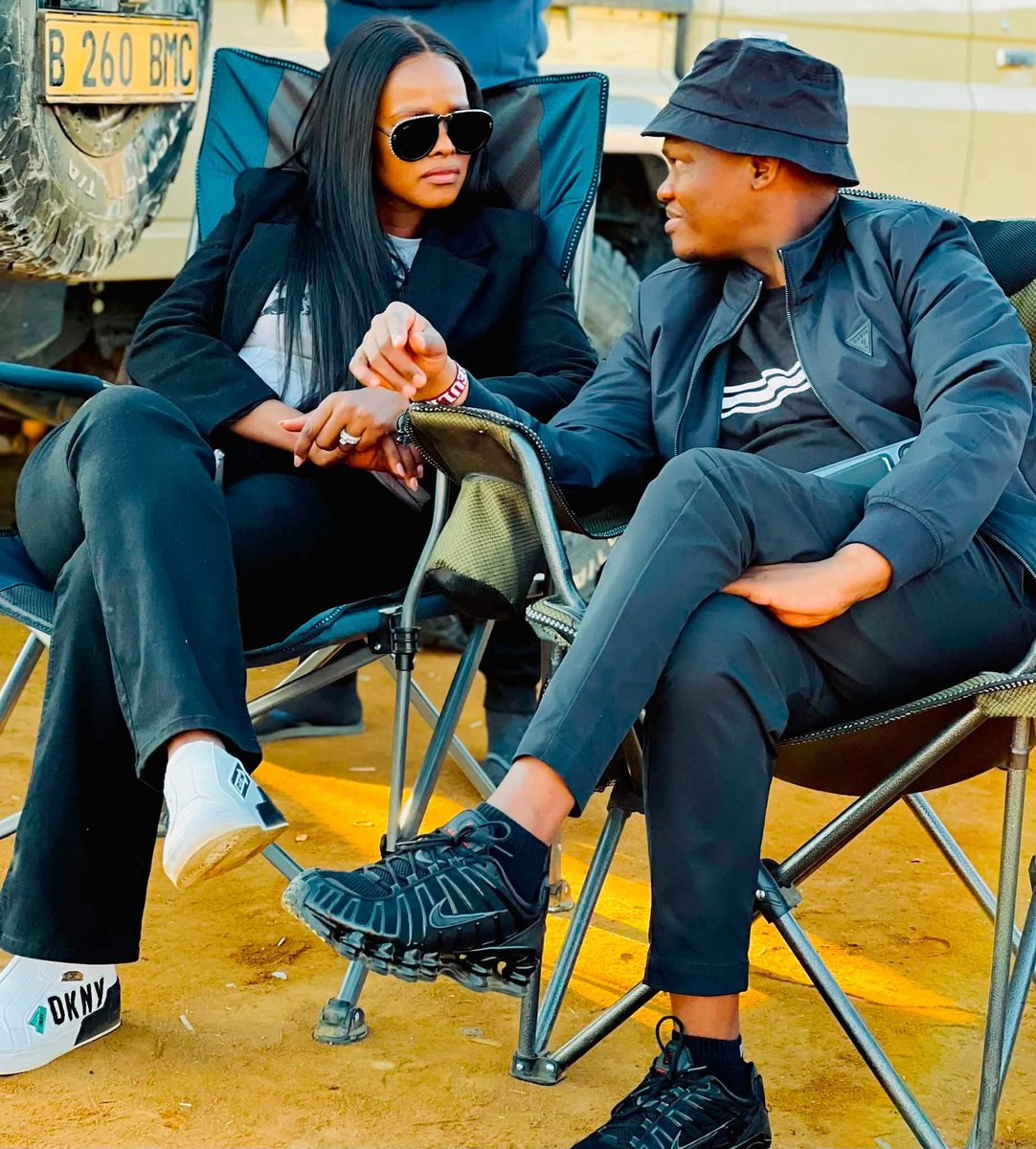 GoabaM's tweet photo. ke bata "babe" a nteba jaana bosigo le motshegare.....ga a robale😪🥲 https://t.co/KcFLBi1gRz