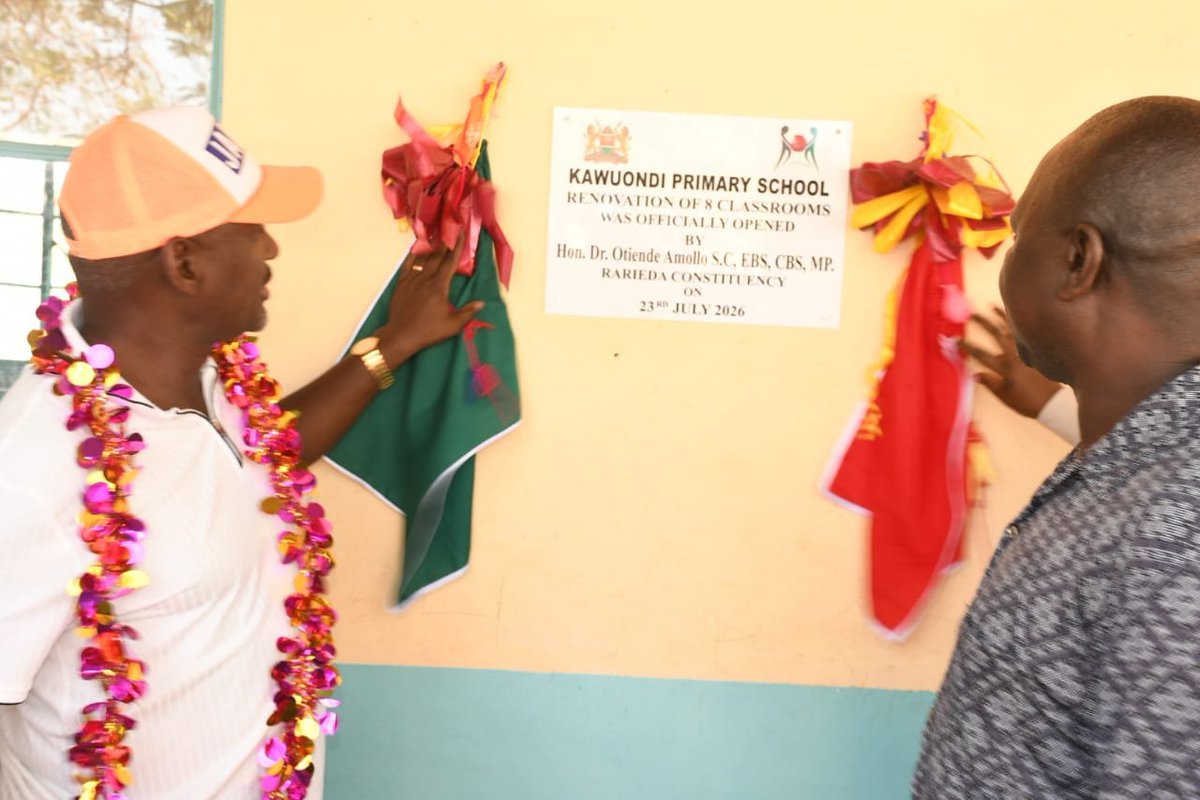 JP_Barns's tweet photo. Hon. Otiende Amollo inspected and commissioned of 8 Classrooms at Kawuondi Primary School, renovated under Rarieda NGCDF https://t.co/nMxYvGGs79