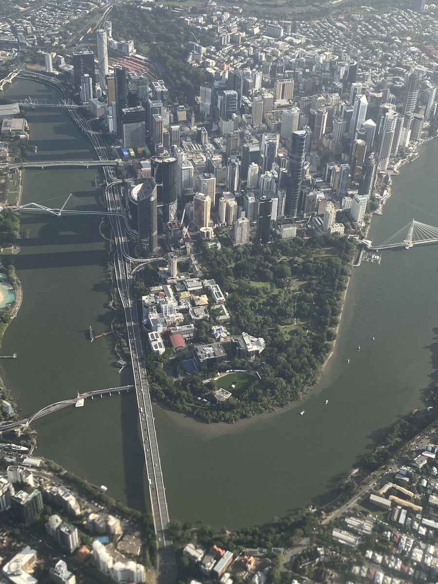 camdawe71's tweet photo. Brisbane Aerial Views. https://t.co/p0cCIw125u