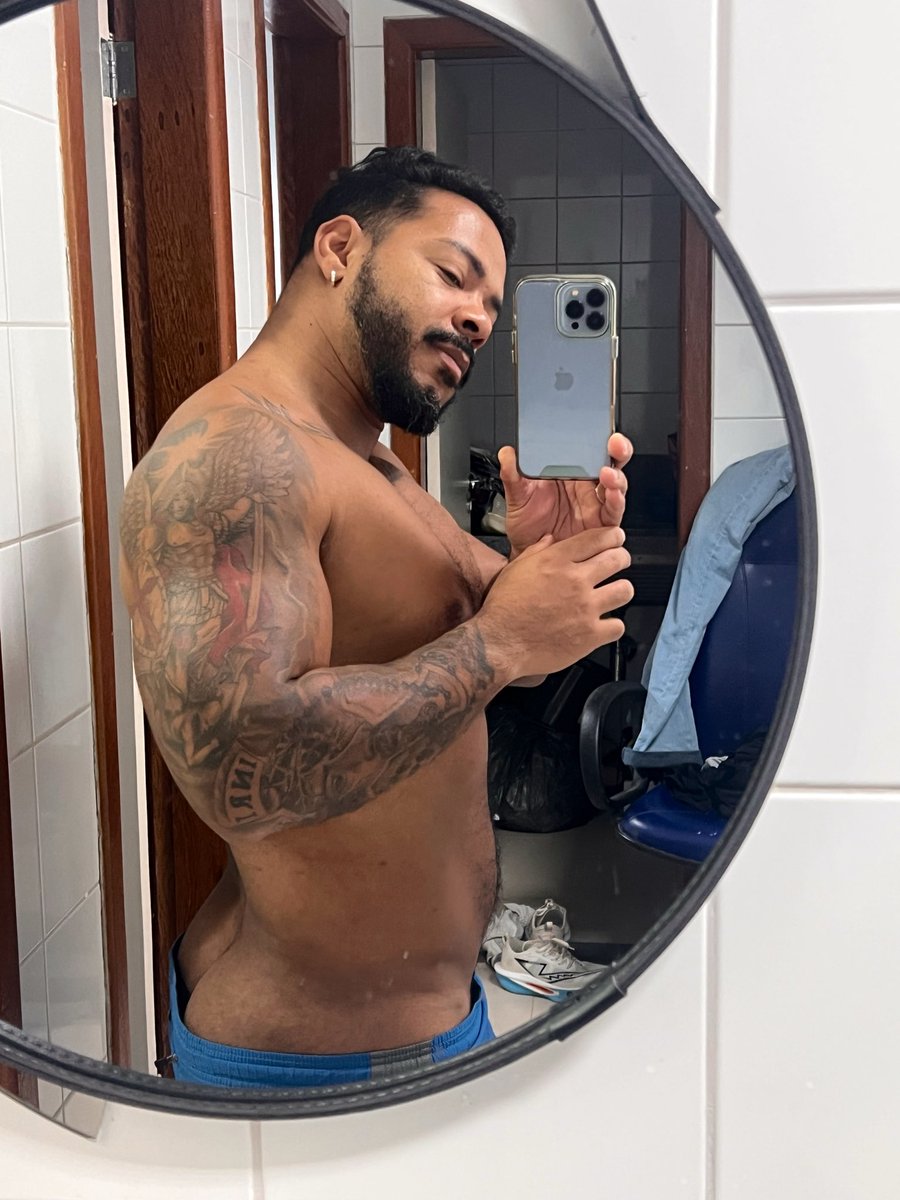 xeudgesx7's tweet photo. Quintou https://t.co/NB2lbJK6q6