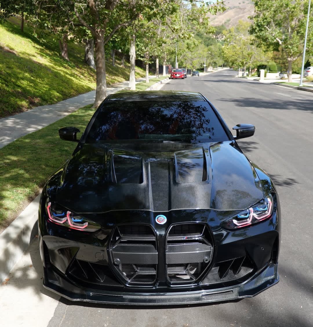 bmwfanworld's tweet photo. BMW M4 G82 🖤🖤 https://t.co/0Sq9vAgX5O