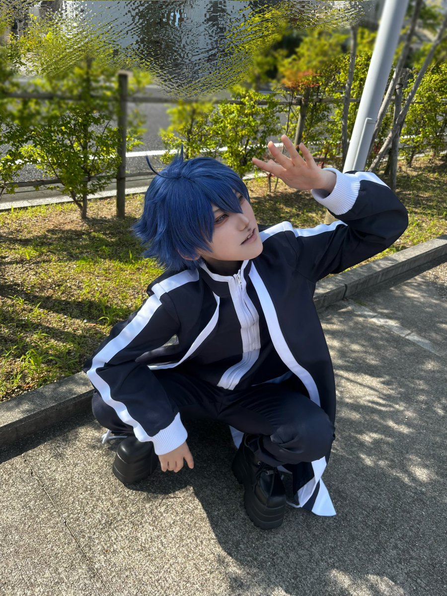 Saku_BSD's tweet photo. cos 🍑👹 🔫 https://t.co/ymraXLfjDi