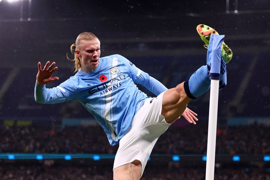 WhoScored's tweet photo. ⚽️ Premier League goals scored across the last 10 seasons: 

Man City - 878
Liverpool - 784
Arsenal - 688
Tottenham - 650
Chelsea - 635
Man Utd - 598
West Ham - 498
Newcastle - 468
Crystal Palace - 441 
Everton - 438 https://t.co/jFGkyuJY8Q