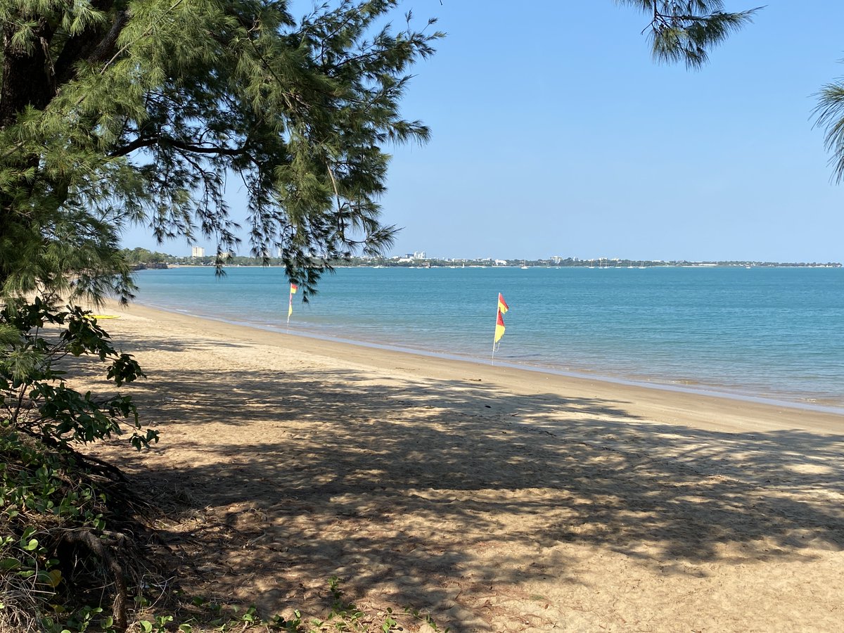 camdawe71's tweet photo. Beach day https://t.co/gigC7AJ2kr