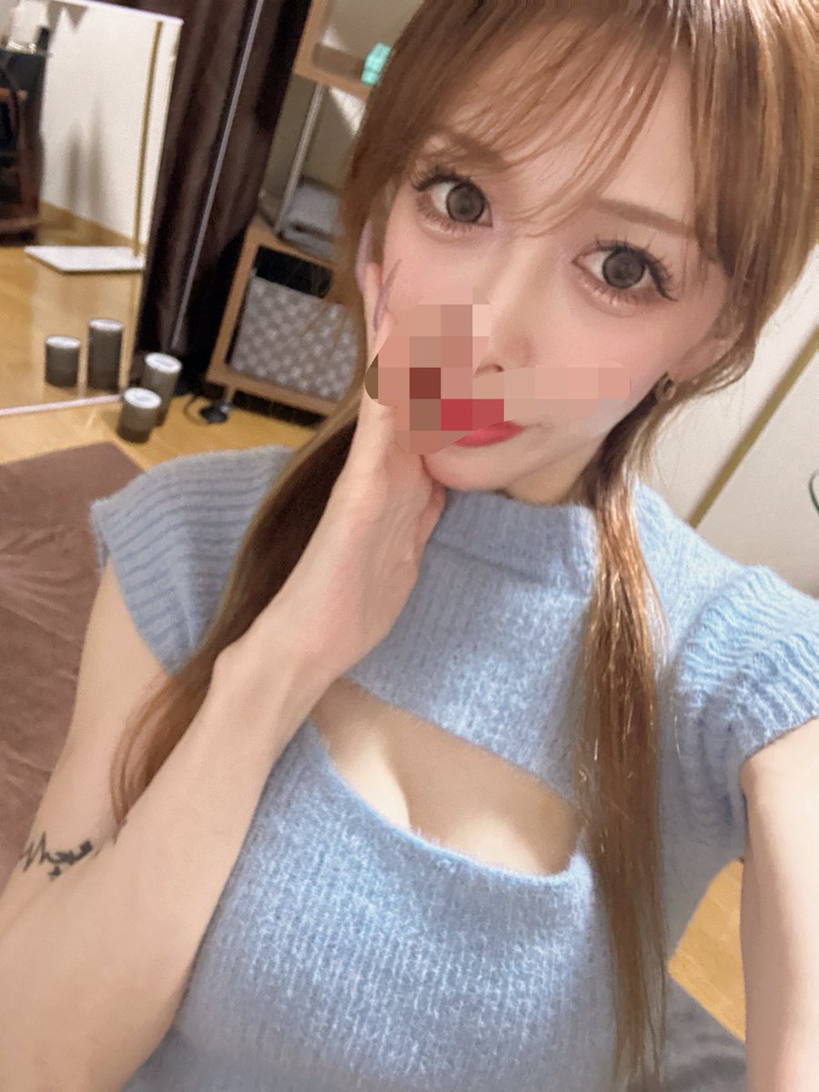 ebitabetaaaai's tweet photo. 明日11:00からいる💞💞
予定くだしゃい🥴🥴
みんなはなにするーん🙂？ https://t.co/5qEPyUMLJS