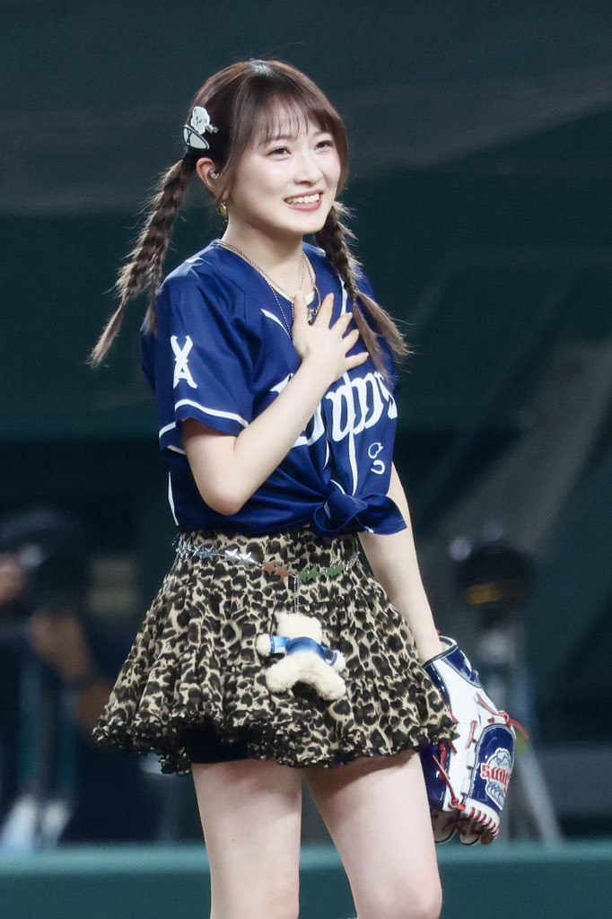 jyuichi97's tweet photo. ちぃちゃんのセレモニアルピッチめっちゃ良かった！

#森戸知沙希 #おぜちぃ #seibulions
#ハロプロカメコ https://t.co/F5kFYcj9VD