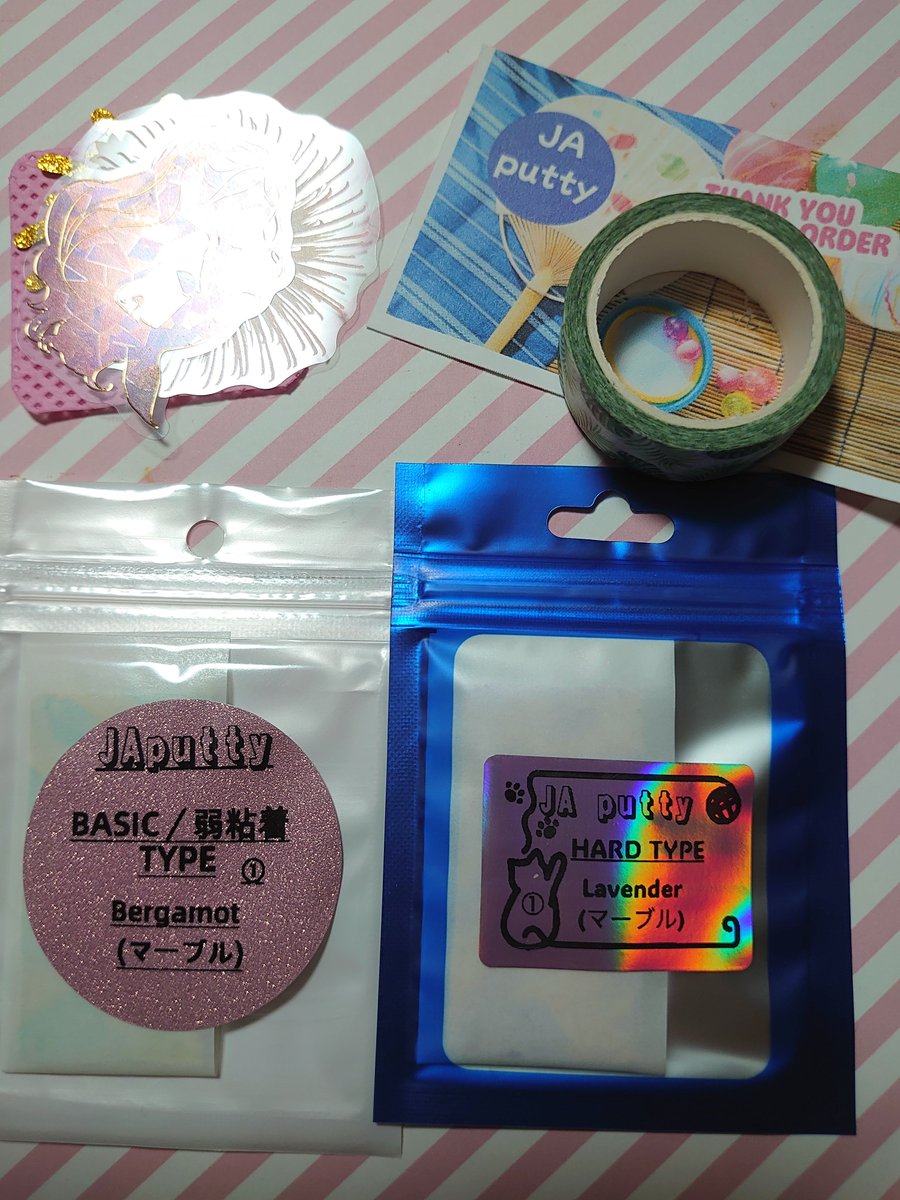 cerestia's tweet photo. #JAputty さんのロングプレイサー用のパテ届いたー
まだお試しパテがたっぷり残ってるけど、9連プレイサーだと足らないので長いパテをお願いした
ブルタックよりビーズにくっつかなくて使いやすい
お試しパテは勿論使い切るよ!
オマケのシールとマステ可愛かった(๑˃̵ᴗ˂̵)و
#JAputty https://t.co/chewaRBsIE