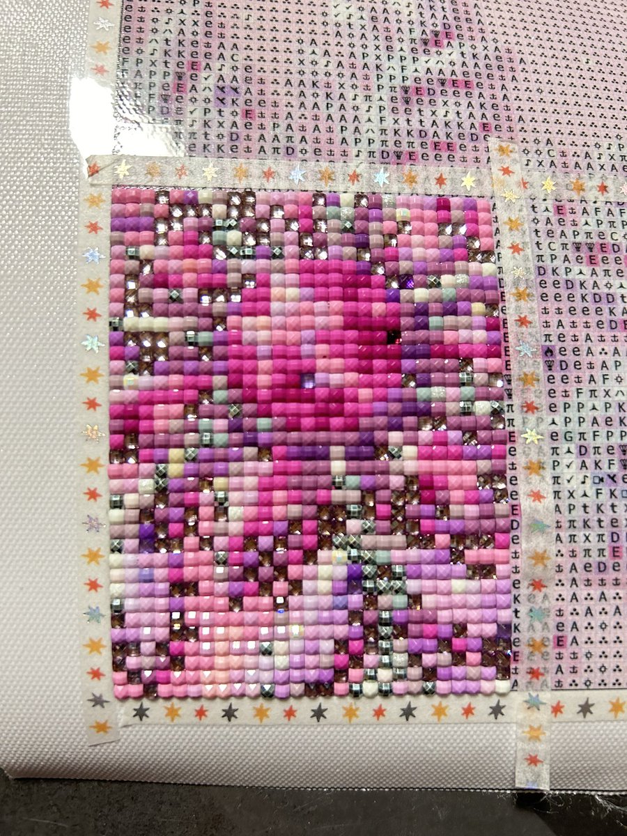 ひと区画目開始です…！❄️✨ キラキラ可愛すぎます😍 MIX多くてニヤ