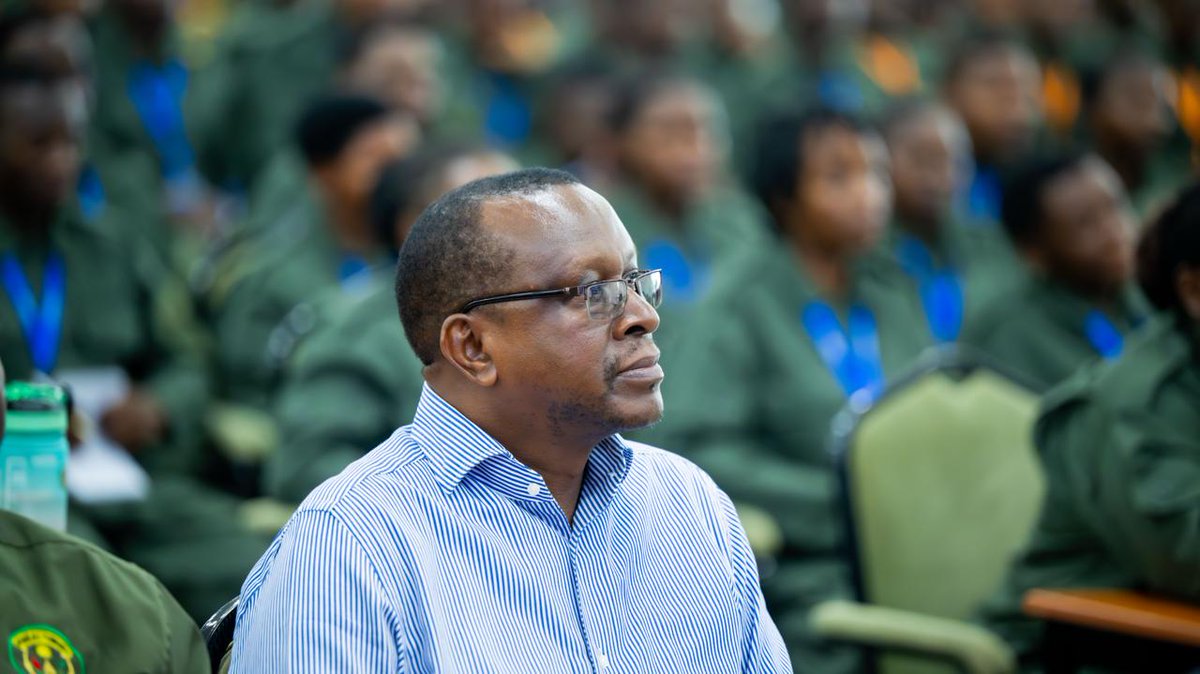 Unity_MemoryRw's tweet photo. Today, the Inspector General of Police, CG Felix Namuhoranye, engaged participants of Itorero #Indangamirwa16 in an insightful discussion on "Youth and National Security: The Next Generation of Soldiers."

The discussion emphasized the critical role of young people in safeguarding Rwanda's security, strengthening patriotism, discipline, and sense of responsibility needed to shape a peaceful, resilient, and secure future for the nation.