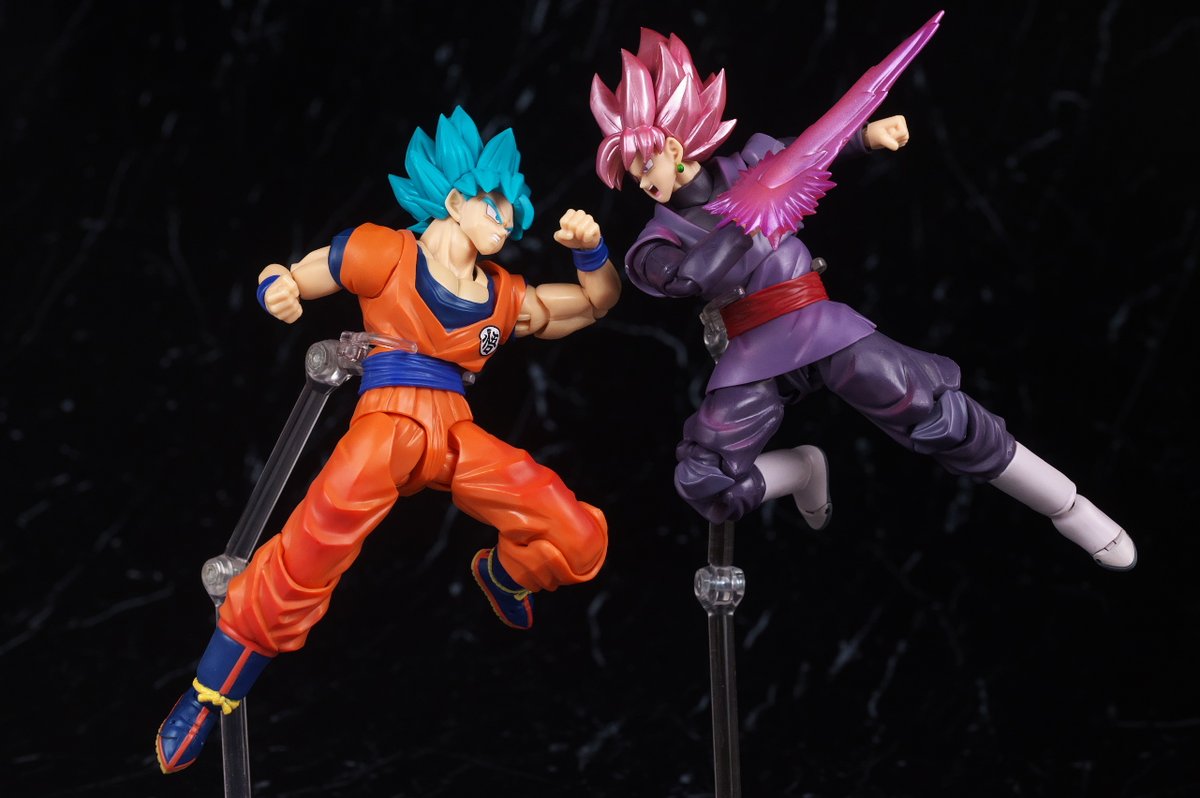 hacchaka999's tweet photo. S.H.フィギュアーツ 超サイヤ人ゴッド超サイヤ人孫悟空〈限界を超えし蒼き力〉レビュー
https://t.co/p8n7XoxxQg
#フィギュアーツ https://t.co/tLeG9dzwR6