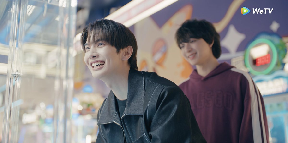 BeMyPlayerTH's tweet photo. พี่ธีร์ พลาดแล้ว ไม่ได้หันไปเห็นรอยยิ้มอันน่ารักของน้องโซ่!

BE MY PLAYER TWO EP2
#ซอโซ่ล่ามธีร์EP2 https://t.co/YvrM82LYXY