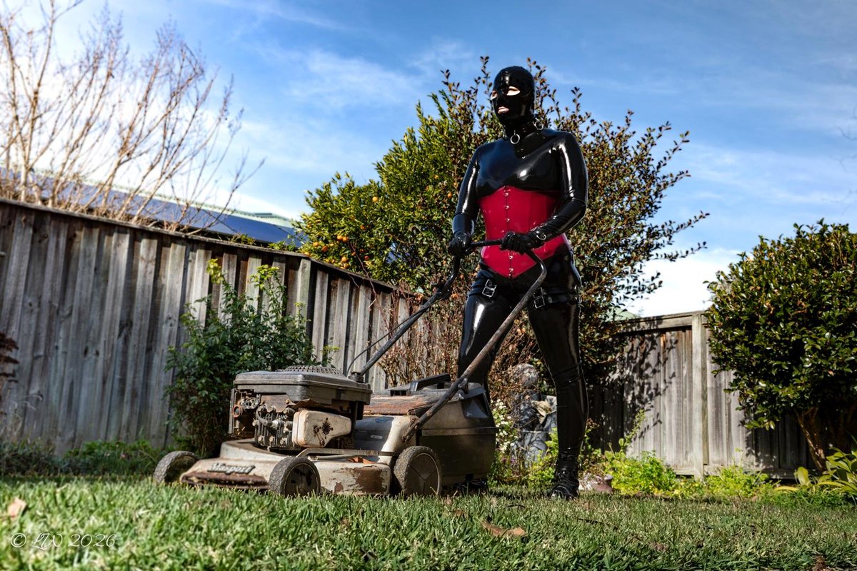 LatexSnuffles's tweet photo. Jim's Service Gimps. 📸Lady Wordsmith.

#latex #rubberfetish #kinky #fetishphotography #gimp #servicesub https://t.co/igo5qulpo9