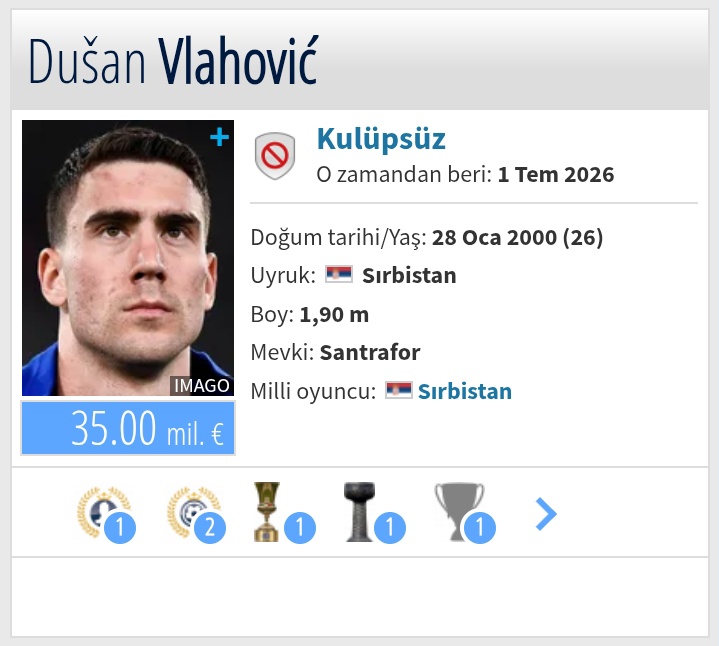 Umutrsddg's tweet photo. Oyuncu: Dušan Vlahović
Yaş: 26
Boy: 1,90 m
Mevki: Santrfor
Uyruk: Sırbistan
Durumu: Kulüpsüz (1 Temmuz 2026'dan beri)
Transfermarkt piyasa değeri: 35 milyon €
Fenerbahçe açısından bakılırsa, kulüpsüz olması nedeniyle bonservis ödenmez. Ancak Vlahović'in isteyeceği maaş çok yüksek olabilir. Yıllık 10-15 milyon € seviyesinde bir maaş talep etmesi beklenebilir.
Kadro kalitesi açısından bakıldığında, Vlahović gibi bir santrfor Fenerbahçe'nin uzun süredir aradığı üst düzey golcü profiline uyuyor. Eğer mali şartlarda anlaşma sağlanabilirse çok önemli bir transfer olur.