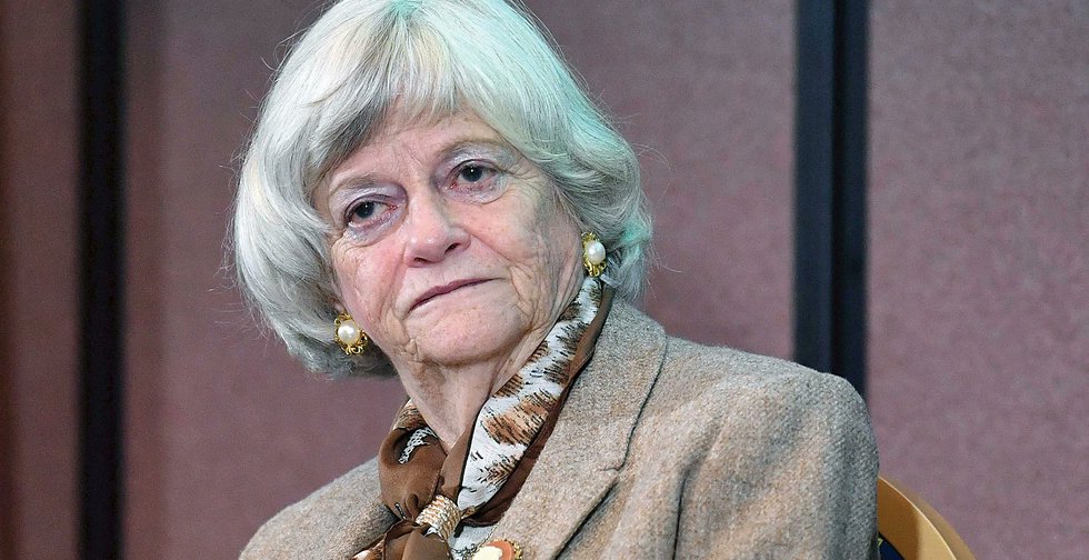 Gosc_Niedzielny's tweet photo. https://t.co/Sgd0Sn8MSr
🟥 Zamordowana niedawno Ann Widdecombe należała do najbardziej wyrazistych postaci brytyjskiej polityki – bezkompromisowa, ideowa, odporna na presję opinii.
🟥 Jednym z kluczowych momentów jej biografii była konwersja na katolicyzm w 1993 roku.
🟥 „Gdybym nie wierzyła, że to ten jedyny, prawdziwy Kościół, nie byłabym katoliczką”.