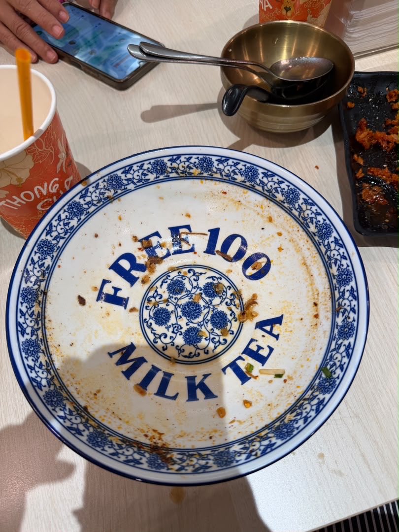 ryuuuull's tweet photo. KORANG I WENT TO EAT THONGBOWL AGAIN TODAY AND LOOKKKKKKK MASHAALLAH https://t.co/dqEqrq3aSA