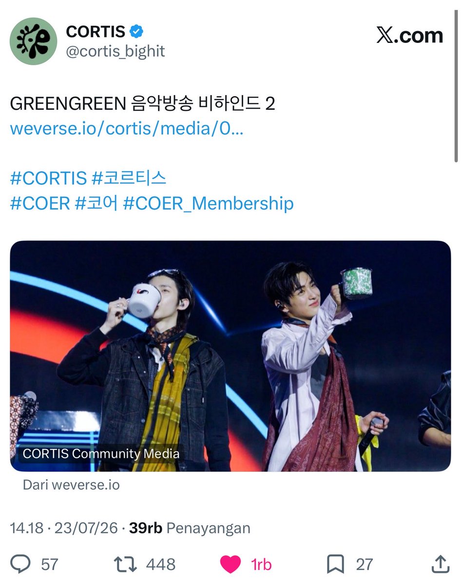 ddkeonhoo's tweet photo. — konten membership pake foto waktu di allo
— 34 foto sketch waktu allobank
— konten yt allo hampir setengah jam

EH KATA GW KALIAN SE GAMON ITUKAH SM ALLO DAN COERINA???? GAKUAT KECINTAAN BGT 😭💗 https://t.co/nPafD2cEVB