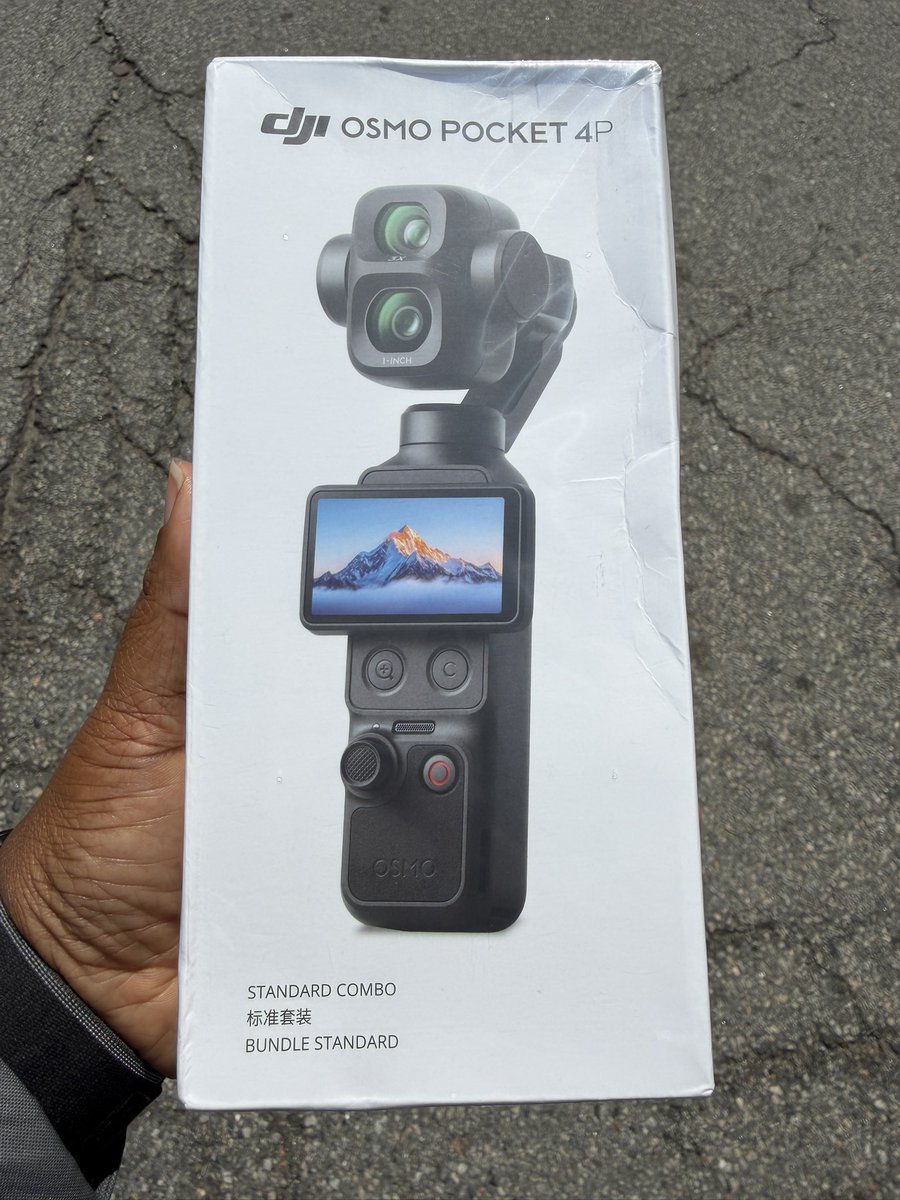 shotbyjazzmin's tweet photo. With all do respect…I want to thank my connect..!!! 😎
#dji #djiomsopocket4pro #pickupyourcamera📷 https://t.co/EIDLLilXQH