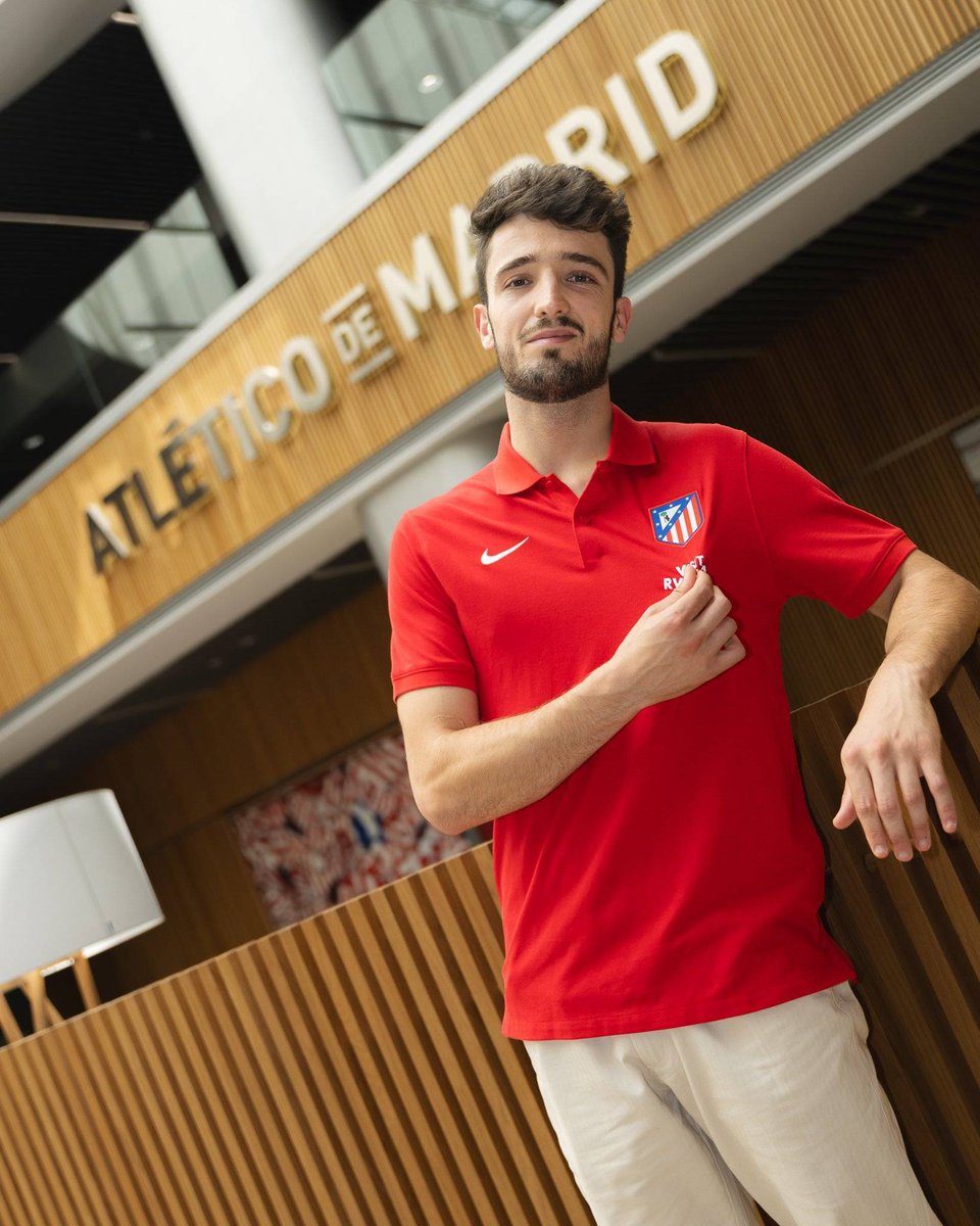 BarcaTimes's tweet photo. 🚨| 𝐎𝐅𝐅𝐈𝐂𝐈𝐀𝐋: Ander Astralaga has joined Atlético Madrid B in 3rd division after leaving Barcelona on a free. #fcblive 🧤 https://t.co/FYU2hVyK9v