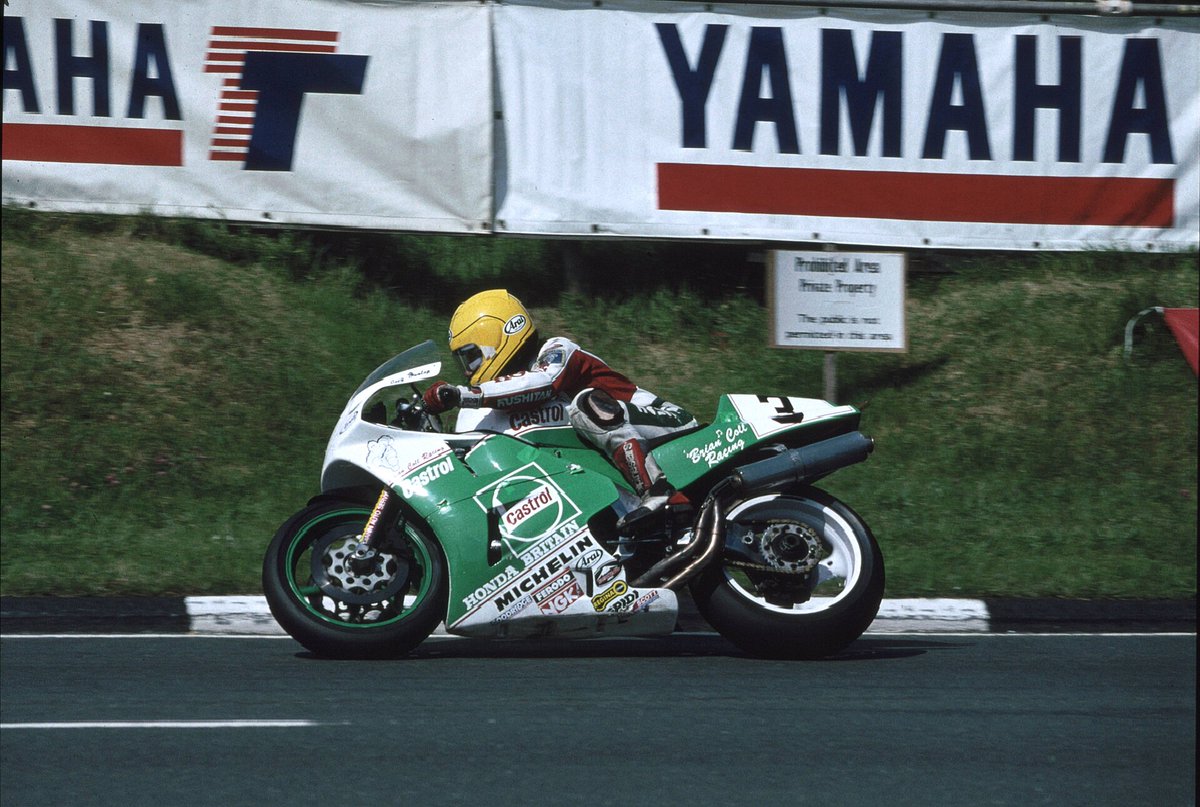 MotorcycleDents's tweet photo. Joey Dunlop, the legendary Honda RC30 and the Isle of Man TT — an unforgettable combination from a golden era of motorcycle racing.

Would the RC30 make your dream garage?

Photo: Christof Berger

#JoeyDunlop #HondaRC30 #IsleOfManTT #MotorcycleDentRemoval https://t.co/HyLkEuefo3