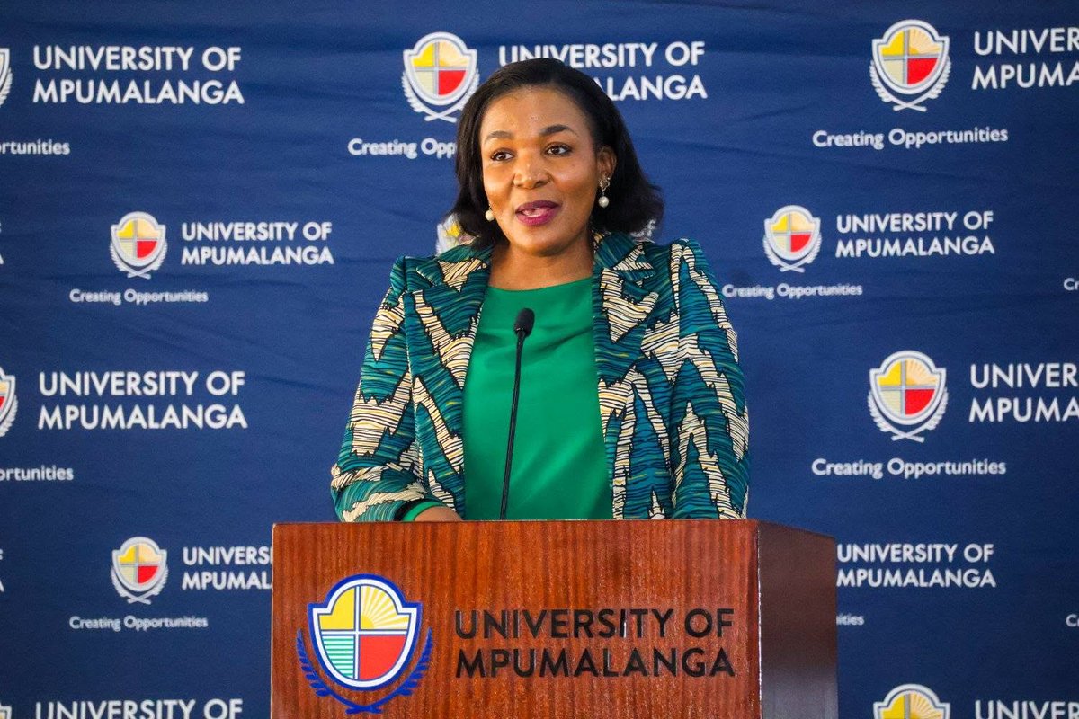 Maish_Socials's tweet photo. Hey, MAISH Hackers!
Dr Naledi Nthite delivered the official welcome address at the MAISH 2026 Launch, warmly welcoming students, academics, industry partners, and guests to this exciting celebration of innovation and artificial intelligence. https://t.co/uEht22dl8W