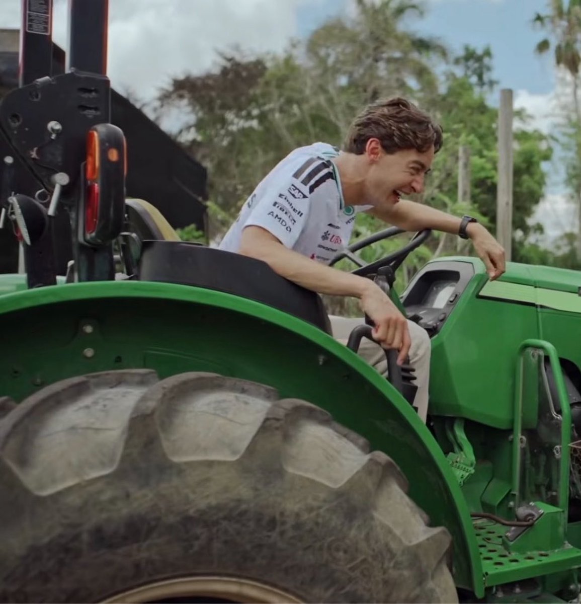 xih_4lx's tweet photo. after retiring from formula 1, max and george decide on a quiet life on the farm 
#russtappen https://t.co/DhiQ0wTlqR