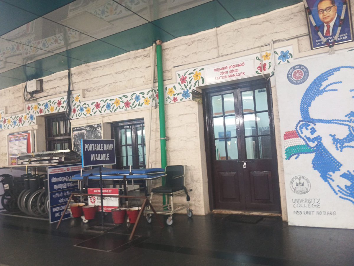 NellaiSarathi's tweet photo. @RailMinIndia @RAIL @RailwaySeva only TVC displayed wheelchair and ramps outside station master room. No other station. If we go and ask also no proper reply from them. Either they tell it's heavy can't lift or we don't have man power. Whenever I travel to TVC we used to get ramp https://t.co/kuFNv7n4eD