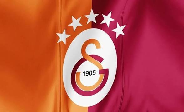 RecepGrhan6's tweet photo. SON DAKİKA: GALATASARAY Lesley Ugochukwu transferini ile transfer dönemini kapattı... #DursunÖzbekİstifa https://t.co/pVH7IsRVC1