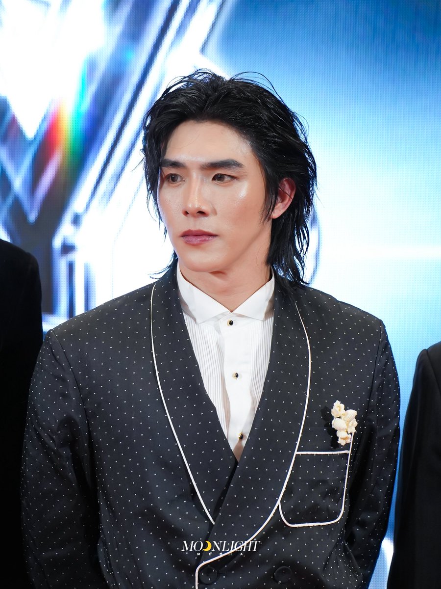 moonlightent_th's tweet photo. “บู��� รวีวิชญ์” ร่วมเดินพรมแดงในงาน THAILAND Y CONTENT AWARDS 2025

#ThailandYContentAwards2025
BXXM AT Y AWARDS 2025
#YAwards2025XHLN
#BXXMRVW https://t.co/0nTZWKu5B6