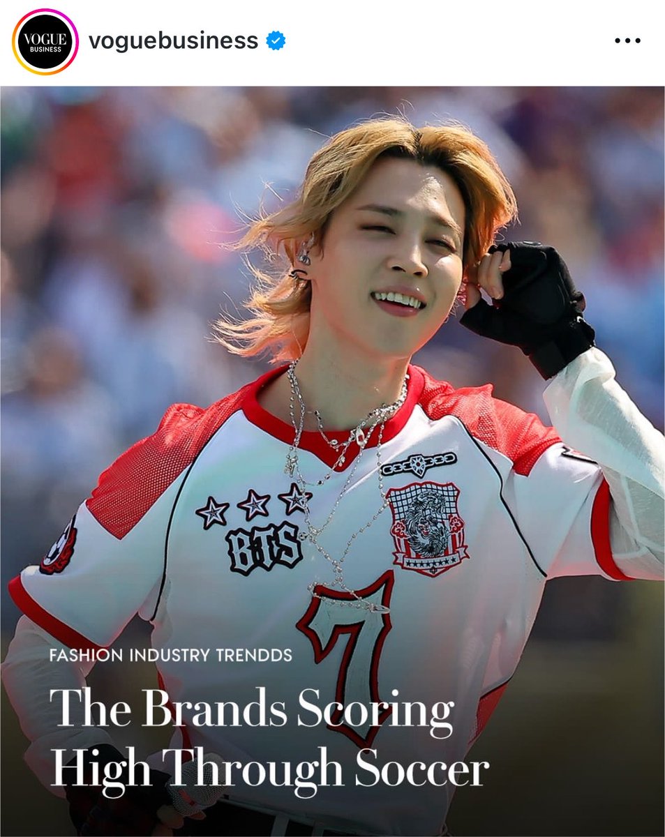 jimonmin's tweet photo. even vogue business highlighted jimin’s jersey on their page due to its popularity &amp; overwhelming demand 😭 
can we call this THEE OUTFIT of the world cup halftime show https://t.co/E9QPUBg9tP