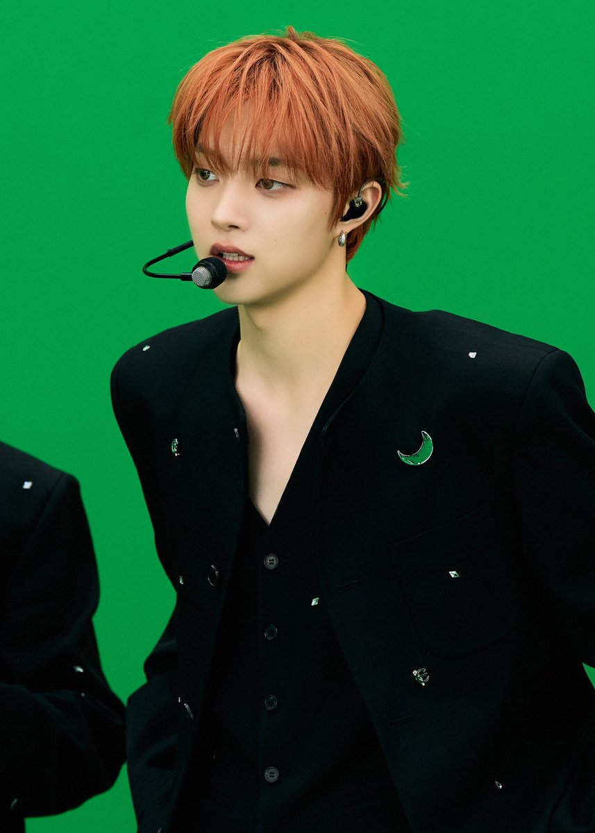 EuijooGlobal's tweet photo. 260723 ¦
&amp;TEAM VR CONCERT : BOUNDLESS
Behind-the-scenes cuts  ✨ 

#andTEAM_EJ #EUIJOO #의주 #ウィジュ https://t.co/e8ANUQ1PNu