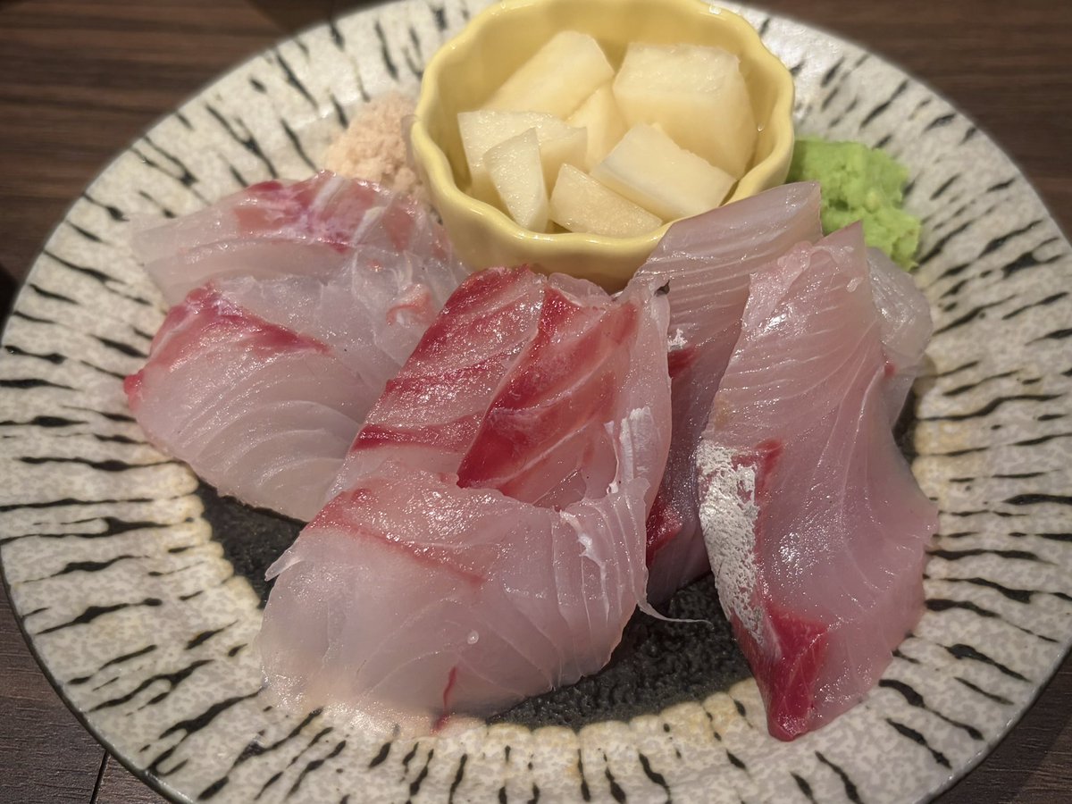under_biro's tweet photo. MACHIO PREMIUM THURSDAY https://t.co/vLdsvxvh6e